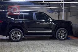 تۆیۆتا لاند کروزەر